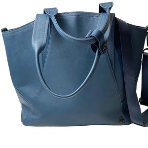 Lulu Lemon Cross Body Bag